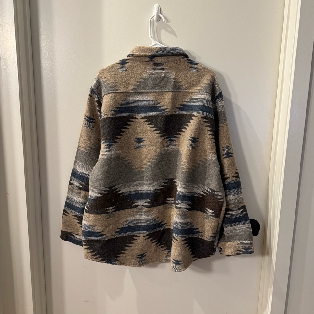 Geometric Patterned Button-Up Jacket - Picture 3 of 3
